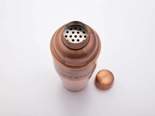 Vista 4 de Mint & Mortar Coctelera, kit de barman de 7 piezas con soporte, botella coctelera de Martini de 24 onzas, herramientas de barra de acero inoxidable