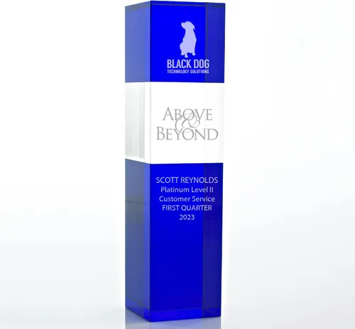 Vista 5 de Baudville Trofeo grabado – Cristal – Azul en la base – Premio para empleados – Grabado personalizado – Viene en caja de regalo