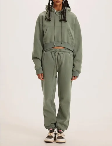 Vista 6 de Kissonic Conjunto deportivo de forro polar para mujer, 2 piezas, sudadera con capucha y pantalones deportivos