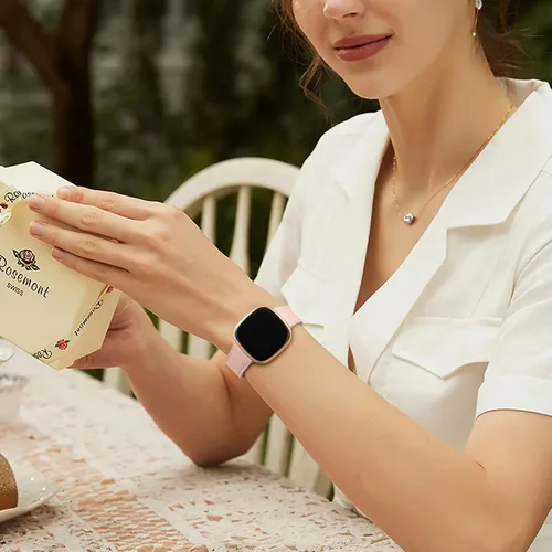Vista 7 de Maledan Compatible con bandas Fitbit Sense/Fitbit Versa 4 para mujeres y hombres, correa de cuero genuino suave y transpirable, correa delgada