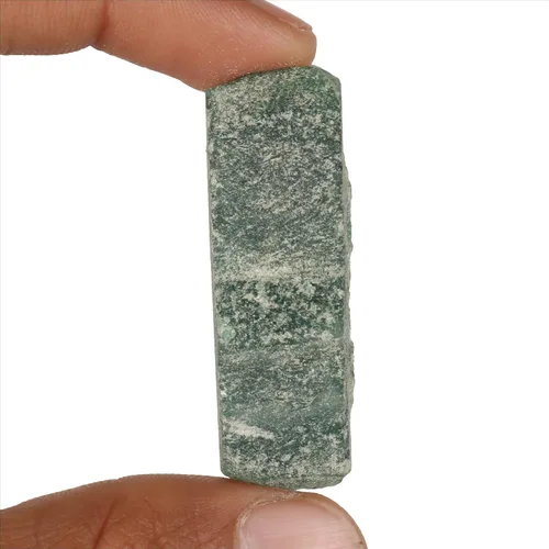 Vista 2 de GEMHUB Cristal curativo de jade verde crudo natural para múltiples usos, 57.4 CT., M, Gema, jade verde birmano