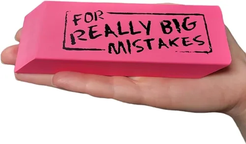 Vista 2 de Rhode Island Novelty - Borrador en cuña Jumbo Big Mistake, uno por pedido