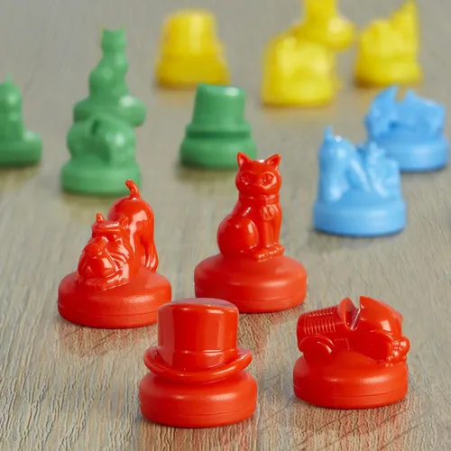 Vista 10 de Monopoly Knockout - Juego de mesa 2-8 jugadores Promedio de 20 minutos Juegos de mesa rápidos para familias, niños, adolescentes y adultos A