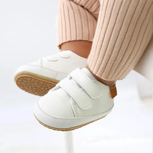 Vista 3 de SOFMUO Zapatos deportivos de piel sintética para bebés, niños y niñas, con suela de goma suave, mocasines Oxford para recién nacidos