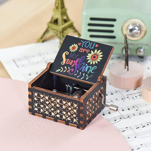 Vista 2 de Caja de música de madera, instrumento musical de manivela de madera con melodía "You're My Sunshine", regalo para familiares, amigos, amantes