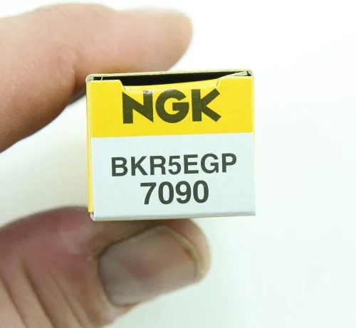 Vista 8 de NGK 7090 bujías de platino G-Power, BKR5EGP, 6 unidades NUEVAS
