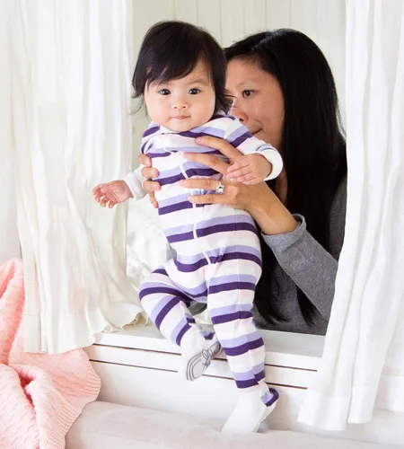 Vista 4 de Burt's Bees Baby - Pijama de una pieza de 100% algodón orgánico con cremallera frontal, mameluco de bebé para dormir