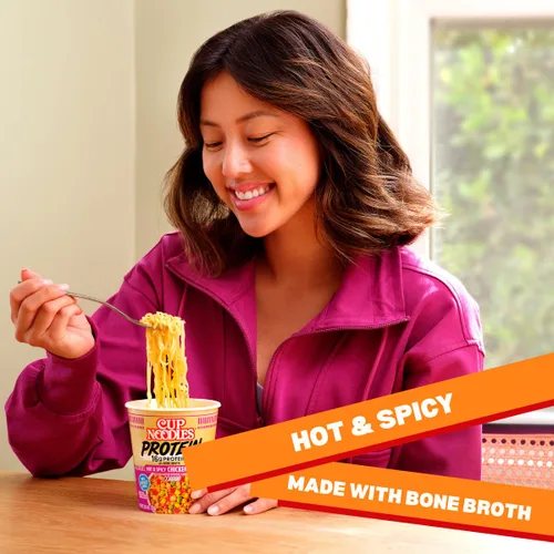 Vista 4 de Nissin Taza de fideos ramen con proteína, sabor a pollo picante con caldo de huesos, 16g de proteína, taza de 2.54 onzas (paquete de 6)