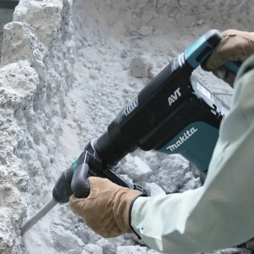 Vista 8 de Makita HM1111C Martillo de demolición AVT de 17 libras, acepta brocas SDS-MAX