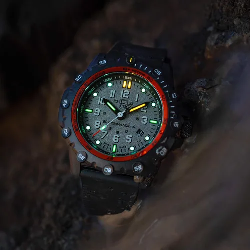 Vista 7 de Luminox XS.3301 Commando Reloj Hombre Negro 1.811 in CARBONOX, Gris, Buzo