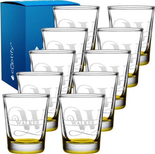 Vista 47 de Cuptify Inicial de cristal con monograma y nombre de 2 onzas, parte inferior negra grabada con texto personalizado para regalos, bodas, cumpleaños