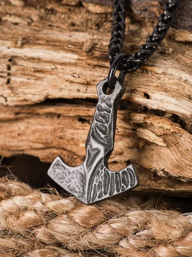 Vista 2 de HAQUIL Joyería vikinga, collar con colgante de talismán vikingo de acero inoxidable de hierro forjado antiguo, regalo de joyería vikinga para hombres