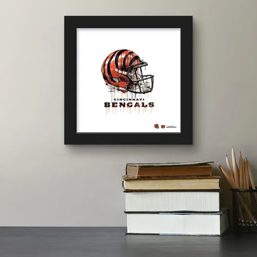 Vista 4 de Trends International Gallery Pops NFL Cincinnati Bengals - Póster de pared con casco de goteo, 12.00 x 12.00 pulgadas, versión del marco negro