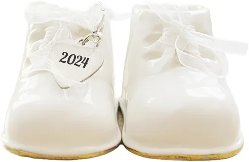 Vista 3 de Adorno navideño de zapato de bebé 2024 – Adorno de botines de bebé personalizados blancos – Adorno de zapato de bebé – Primera Navidad del bebé