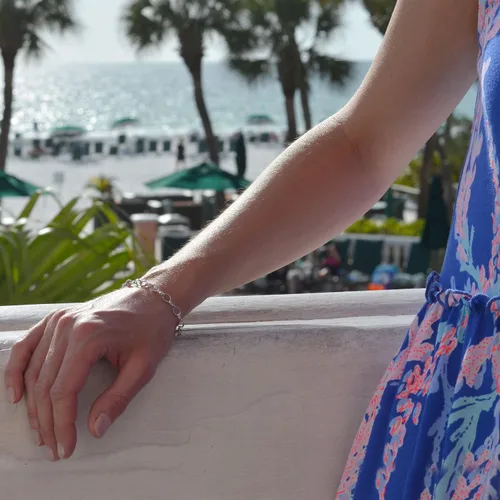 Vista 2 de Oval Link Charm Bracelet in 925 Sterling Silver