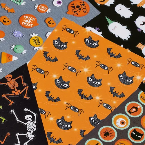 Vista 3 de American Greetings 522 calcomanías de Halloween para niños, varios temas de Halloween