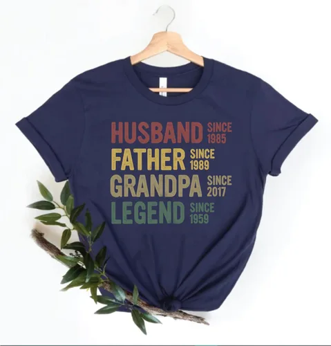 Vista 3 de Sudadera con capucha personalizada con diseño de línea de tiempo de la familia vintage