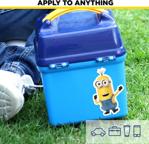 Vista 5 de Calcomanías de Minions de Despicable Me - Juego de 3 Pegatinas de Kevin para Coche, Botella de Agua, Casco de Bicicleta, Laptop, Monopatín