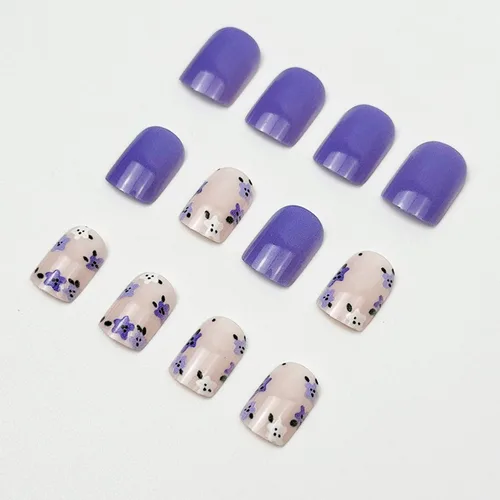 Vista 5 de Uñas postizas a presión moradas, cortas, cuadradas, SWEKKE bonitas, uñas postizas con diseños florales morados y blancos, cobertura completa