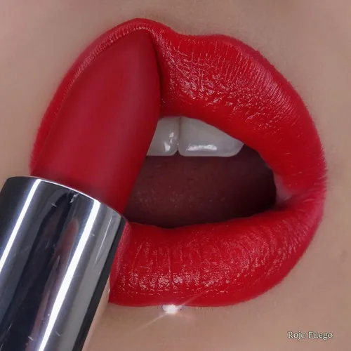 Vista 3 de bellapierre Lápiz labial mate, color mineral de larga duración con vitaminas C y E, fórmula nutritiva, acabado mate natural, limpio, sin parabenos