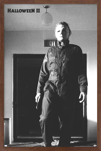Vista 10 de Trends International Halloween II - Póster de pared de Michael Hallway, 14.72 x 22.37 pulgadas, versión enmarcada de madera de granero