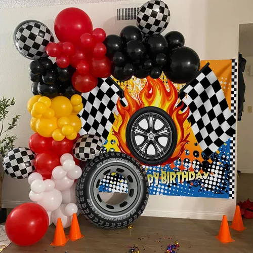 Vista 2 de Telón de fondo de fotos de ruedas de carreras de 5 x 3 pies para decoración de fiestas de cumpleaños infantiles con temática de carreras, carteles