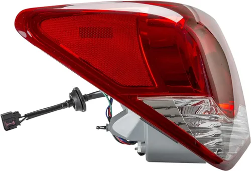 Vista 3 de TYC Conjunto de luz trasera izquierda compatible con Chevrolet Cruze 2011