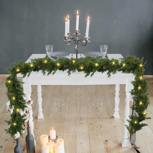 Vista 4 de Jutom Guirnalda de cedro de Navidad LED, enredaderas artificiales de ciprés de pino con luz de Navidad con luces para mesa de Navidad, manto, fondo