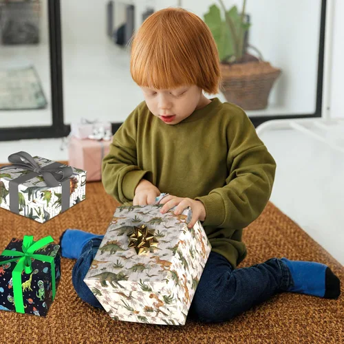 Vista 7 de RiukRaiu Papel de regalo de dinosaurio para niños y niñas, divertido papel de regalo T-Rex para cumpleaños, fiesta, baby shower, 8 hojas plegadas