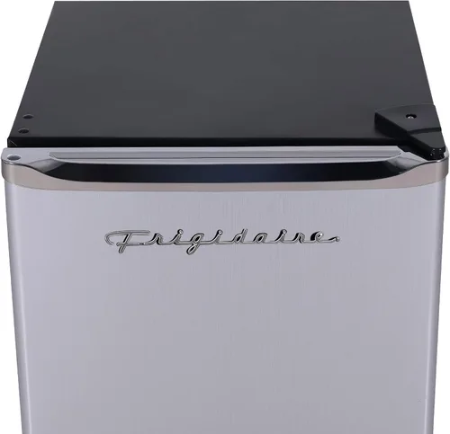 Vista 3 de Frigidaire EFR285-6COM, refrigerador de 2.5 pies cúbicos, puerta de acero inoxidable, serie Platinum