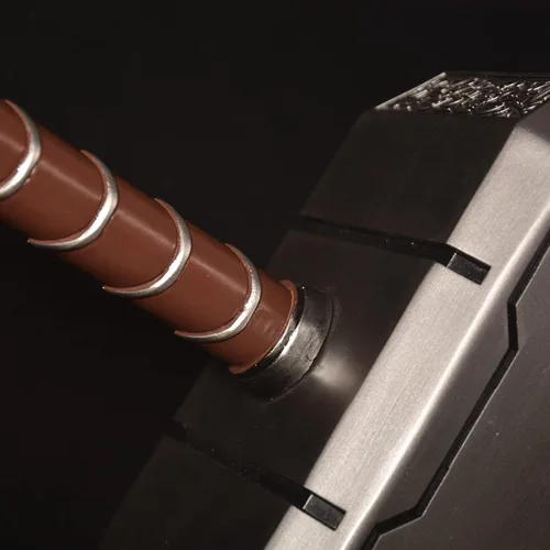 Vista 4 de Accesorios de cosplay Martillo de Thor con base