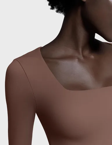 Vista 28 de PUMIEY Body sexy de manga larga con cuello cuadrado para mujer, colección Smoke Cloud