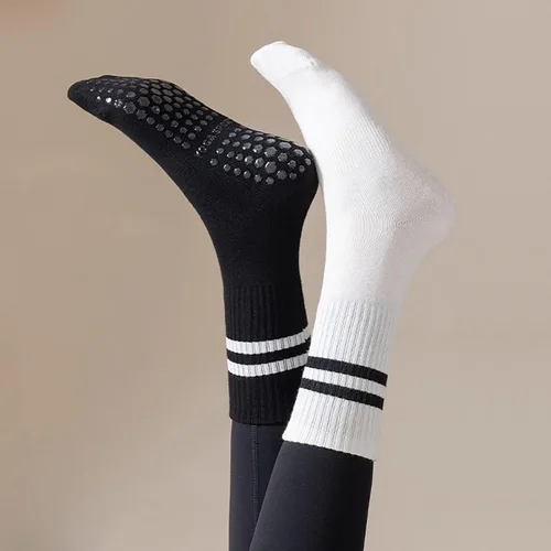 Vista 6 de JCZANXI Calcetines de yoga con empuñaduras para mujer, calcetines de agarre antideslizante para yoga, pilates, barra, baile, ballet, entrenamientos