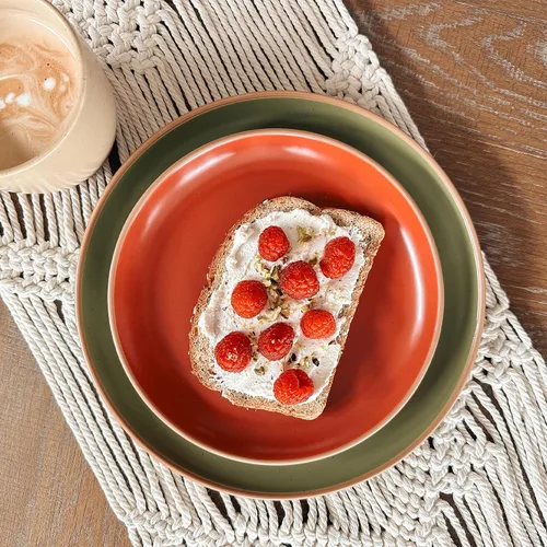 Vista 8 de MORA Ceramic Artisan - Juego de 6 platos mate de 7.8 pulgadas, para postre, ensalada, aperitivo, cena pequeña, etc. Apto para microondas, horno