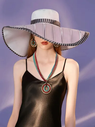Vista 4 de Collar de cuentas de semillas de varias hebras con colgante de círculo, babero grueso, collar de racimo para mujer