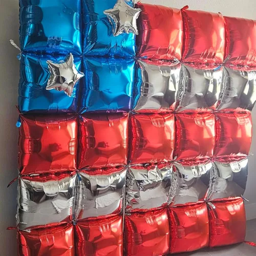 Vista 4 de Globos de aluminio cuadrados rojos, azules y plateados, kit de 25 globos de doble cara para fondo, túnel de helio, arco, guirnalda para el 4 de Rojo