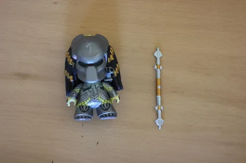 Vista 3 de Marzo 2016 Caja de botín Exclusivo Titans AVP Alien VS Predator Blind Box Misterio Figura de vinilo de 3 pulgadas