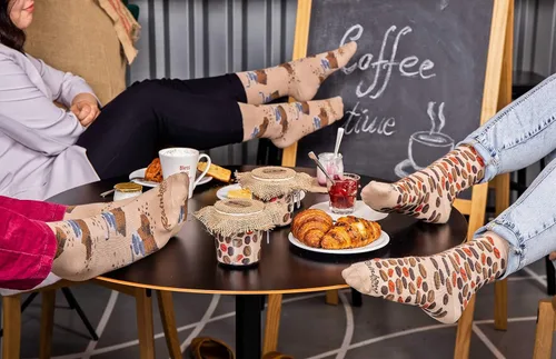 Vista 3 de Rainbow Socks - Calcetines de tarro de café novedosos para hombre y mujer, 2 pares
