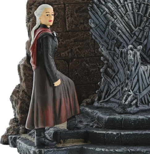 Vista 8 de Department 56 Juego de Tronos Village Accessories Daenerys Targaryen Figurilla, 5.51 pulgadas, multicolor
