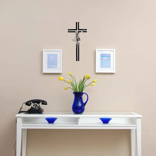 Vista 5 de Needzo Crucifijo de madera Gift of the Spirit, cruz de pared colgante para decoración católica para cocina, sala de estar, dormitorio, madera negra