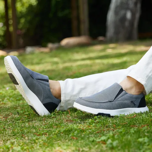 Vista 2 de OrthoComfoot Zapatos ortopédicos cómodos sin cordones para hombre con soporte de arco, mocasines ortopédicos para fascitis plantar, zapatos de lona